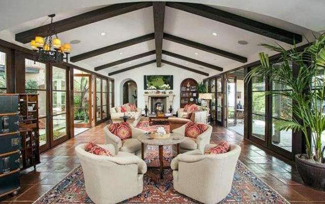 Ocean View Properties in Crystal Cove