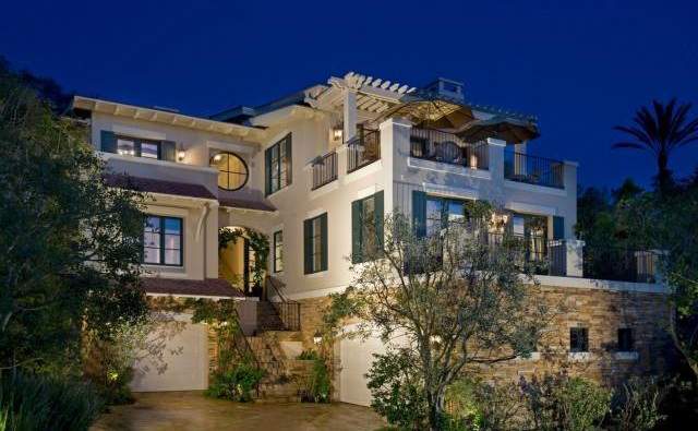 Luxury home located at 2352 Crestview Drive, Laguna Beach