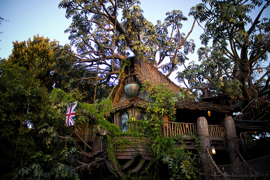 Tarzan's Treehouse - Image Credit: https://www.flickr.com/photos/harshlight/7405858960
