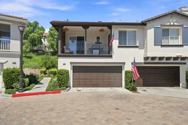 Now for Lease: 15 Calle Calurosa: A Turnkey End-Unit Townhome on One of Trinidad’s Best Lots
