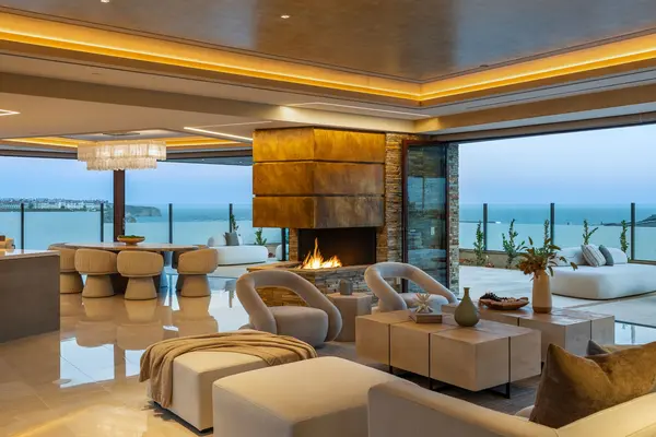 Represented by The Aaronson Group: 20 Monarch Bay Drive Closes at $12,400,000
