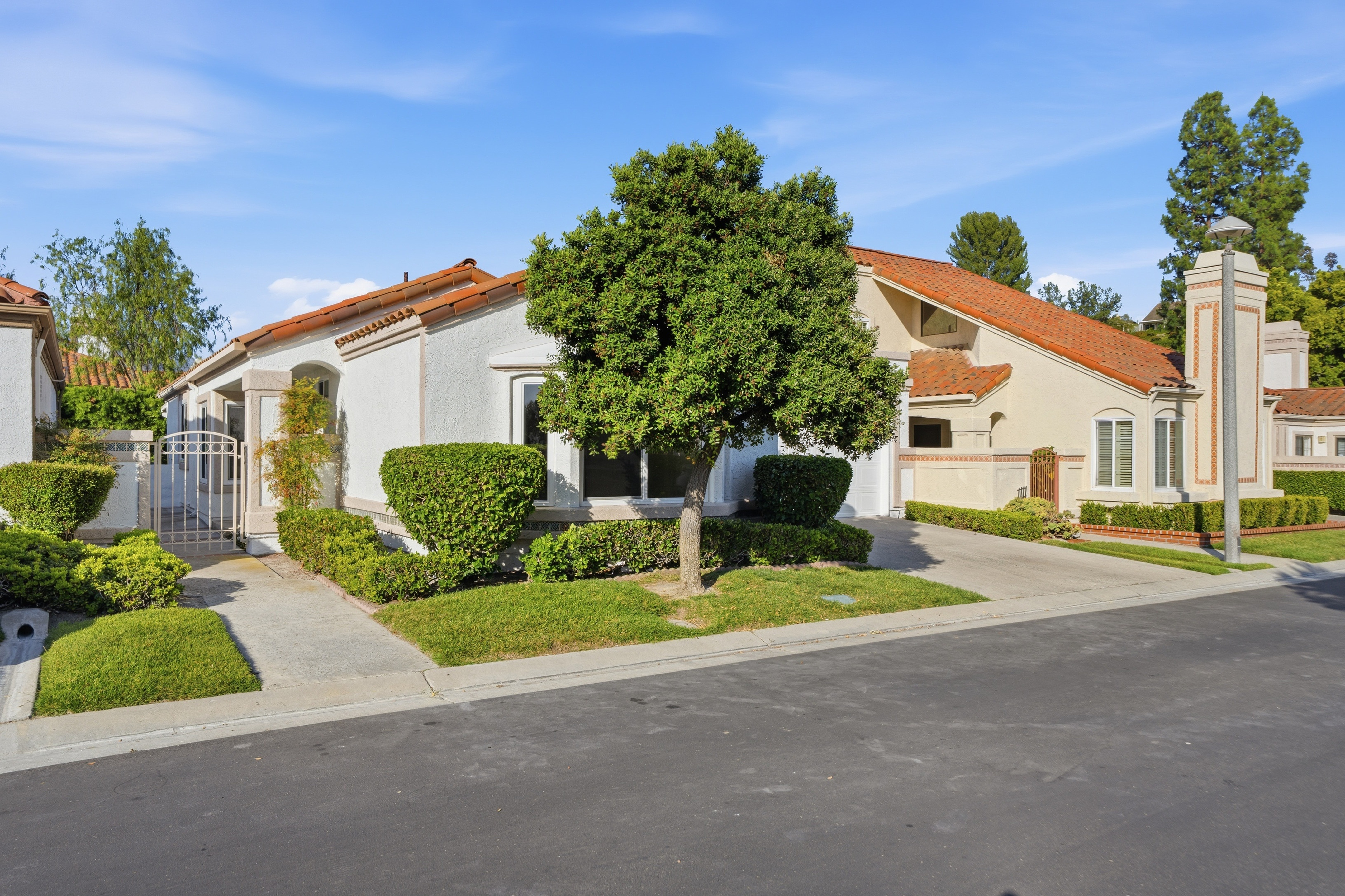 28265 Las Casas Mission Viejo renovated single-story home in Casta del Sol 55+ community