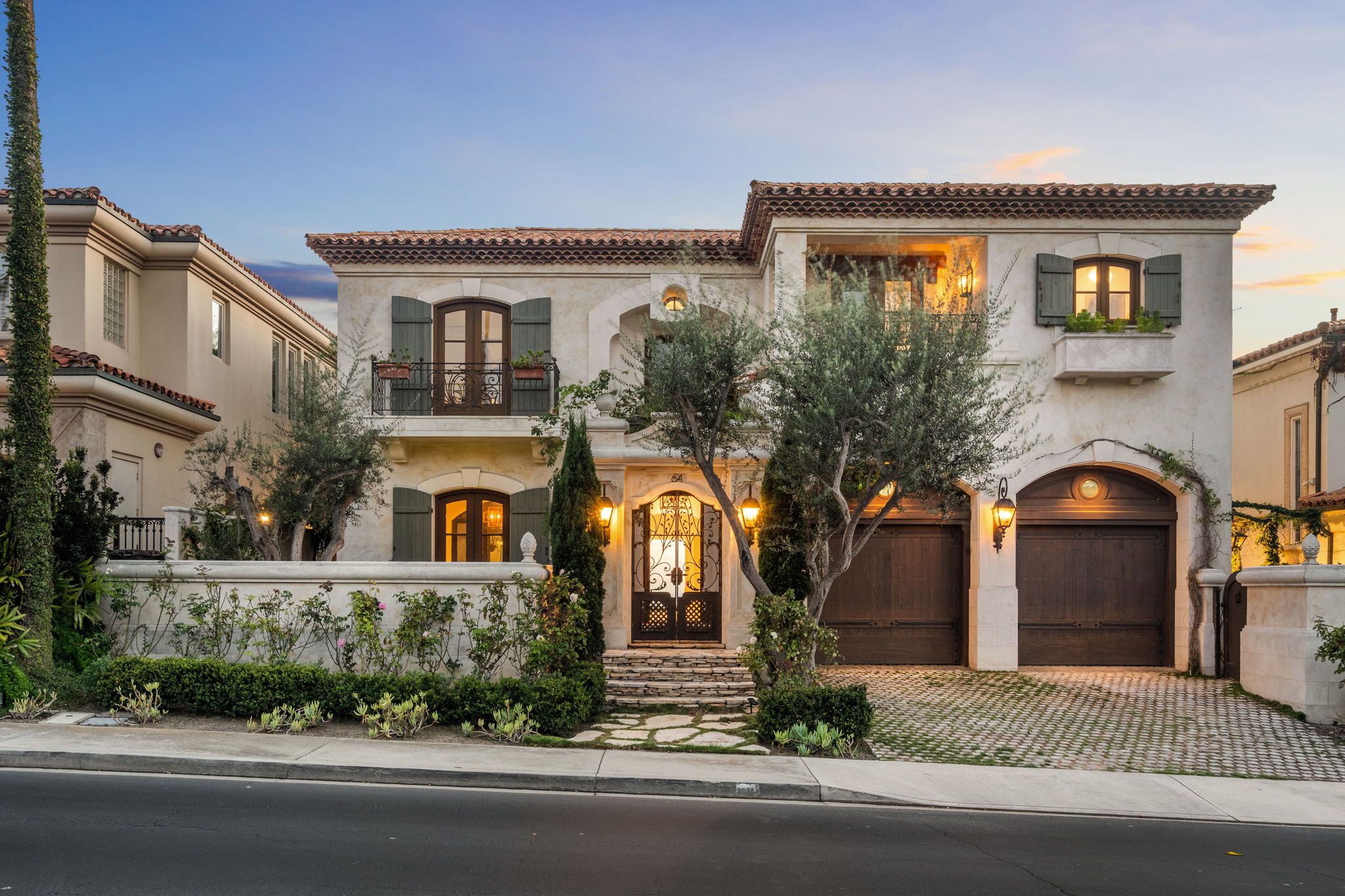 View the 3D tour of 64 Ritz Cove Drive Monarch Beach