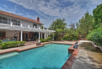 lake forest home